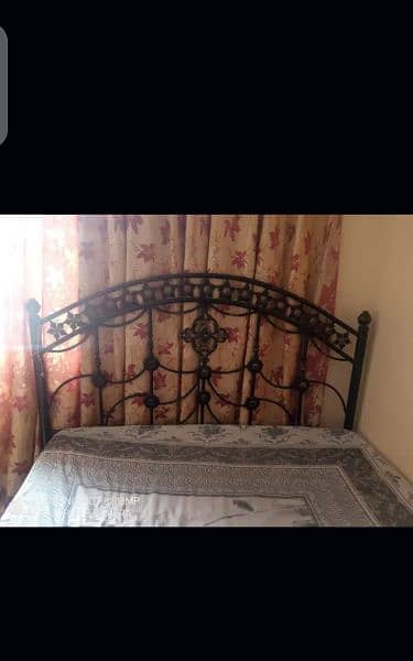 Double bed in black colour desing 1