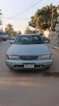 Nissan sunny. 1997