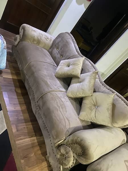 Selling brand new 6 seater sofa set 1