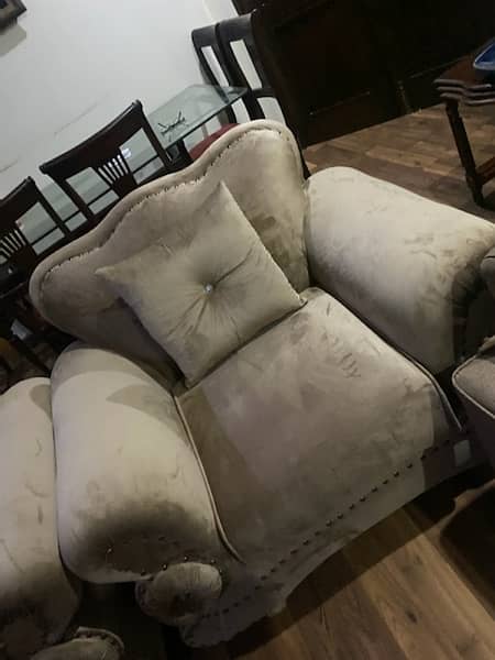 Selling brand new 6 seater sofa set 2