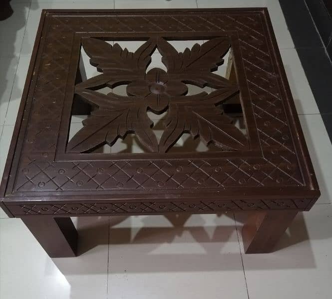 Center Table with mirror 1
