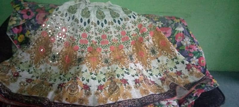 fency mehndi lehnga used a day for sale 1