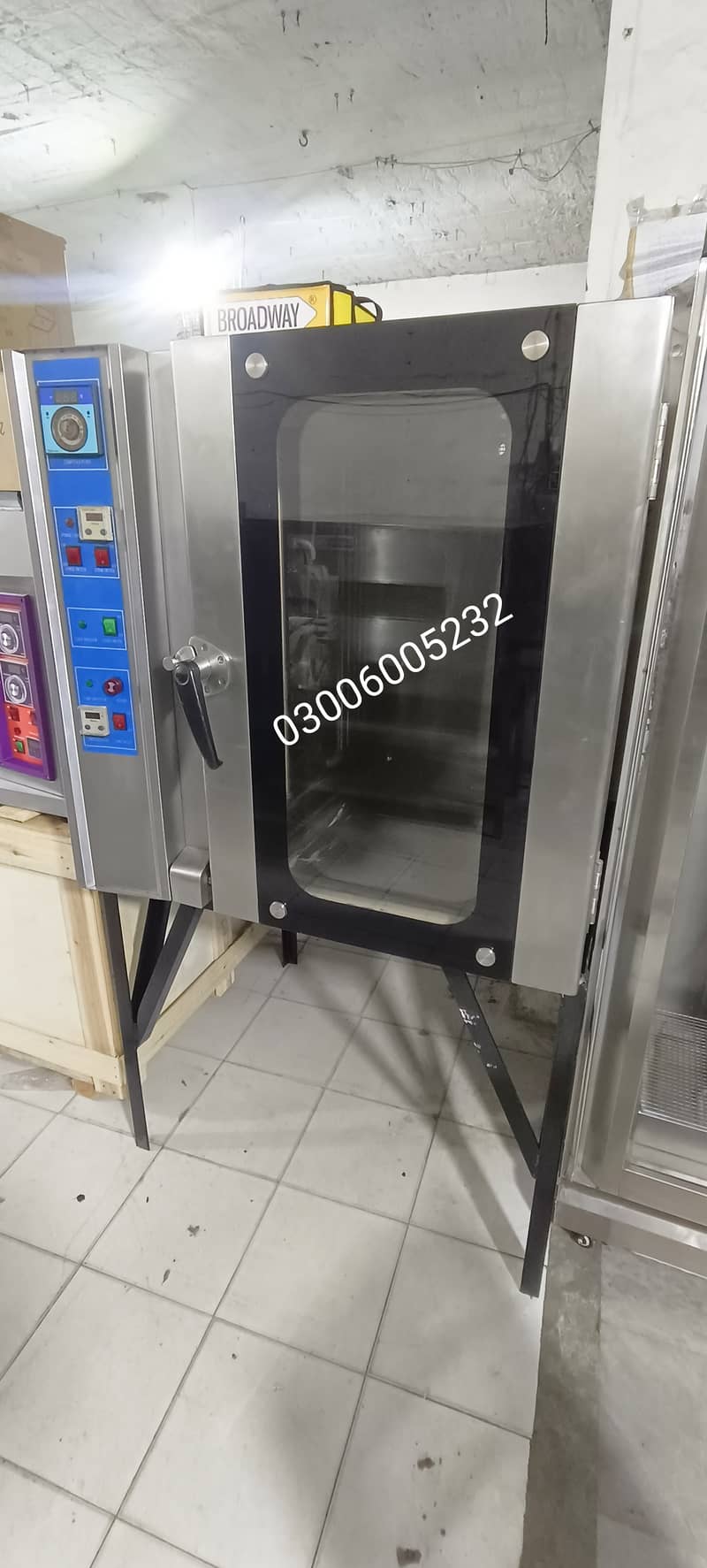 conveyor pizza oven just like  fres import we hve fast food machinery 1