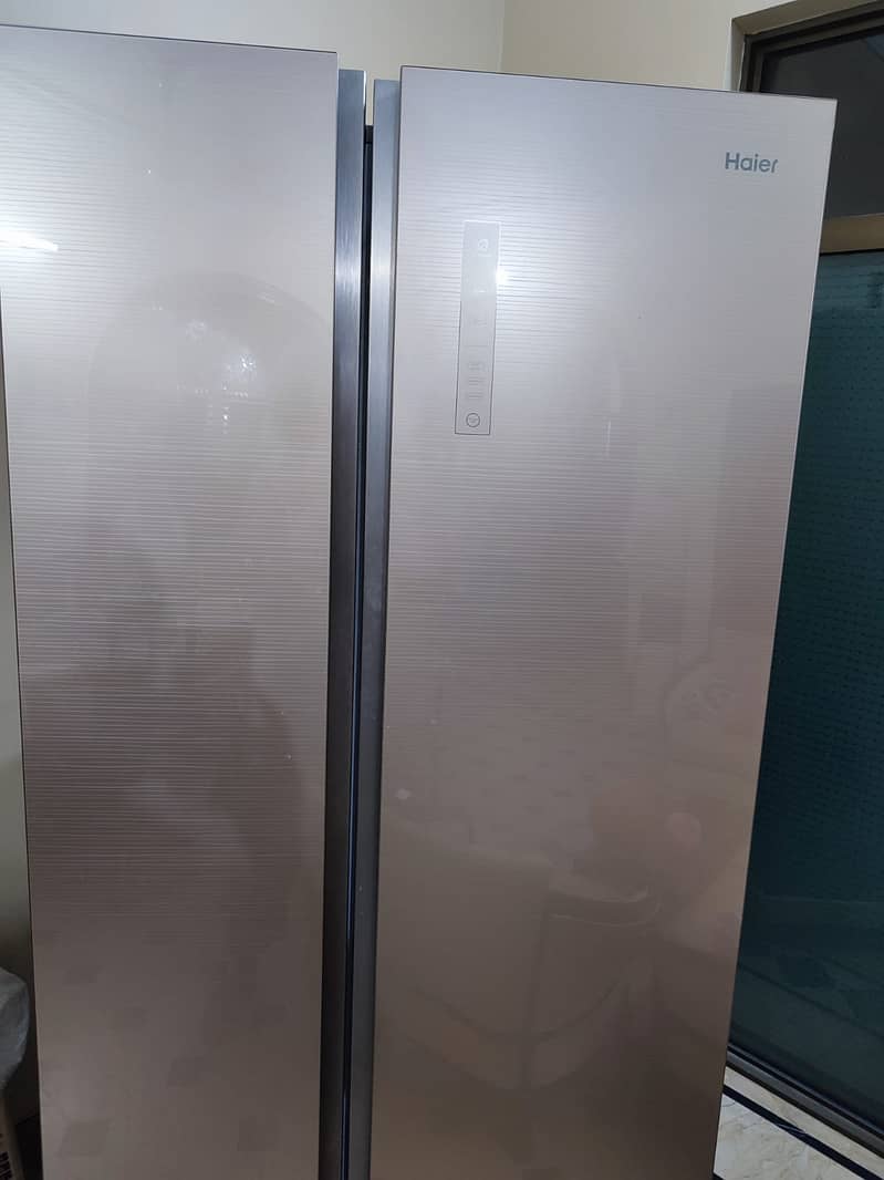 03022071295 HAIER DOUBLE DOOR INVERTER FRIDGE IN BRAND NEW CONDITION 0