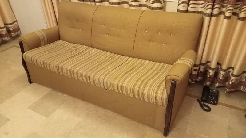 5 Seater Sofa Set With 1 Center And 2 Side Tables 0