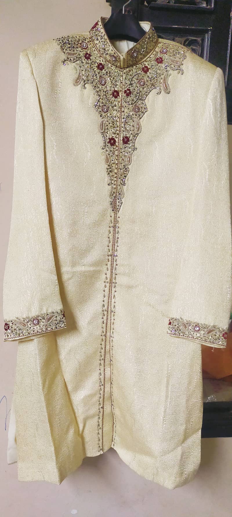 Dabka work Sherwani , qullah , khussa 9