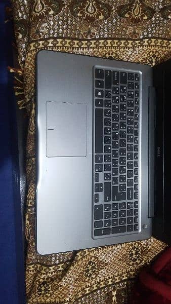 Dell inspiron 5567 i7 7th generation 1