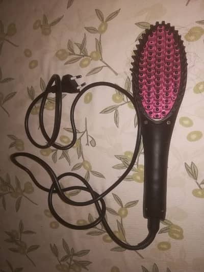 hair straitner brush