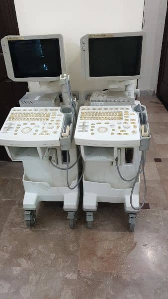 Black & White. Greyscale Ultrasound Machines , 4