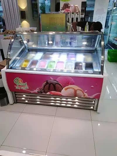 Ice Cream chiller Counter Freezer Display - Food & Restaurants - 1064298593