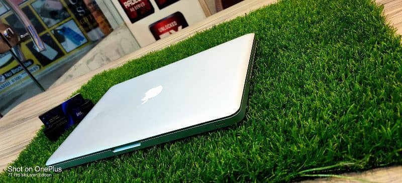 MacBook Pro i7 2011 4/128 0