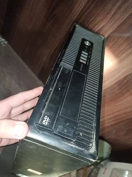 CPU Core i5 7th gen with LCD 4