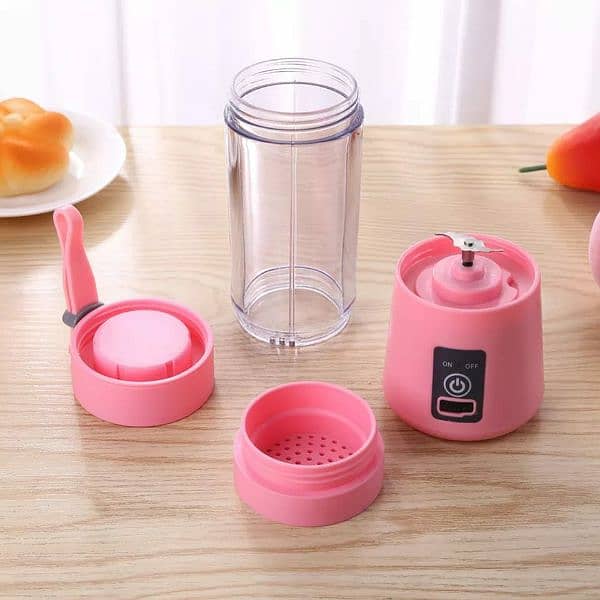 Portable Chargeable Juicer Blender 6 Blades 3