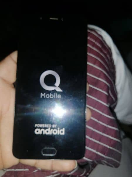 Qmobile noir A1 4gb 64gb 0