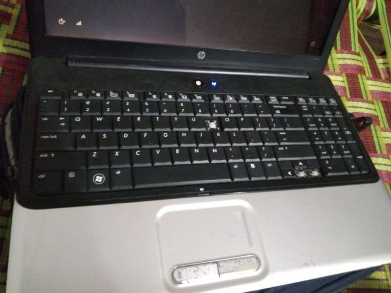 HP G61-410SA notebook 1