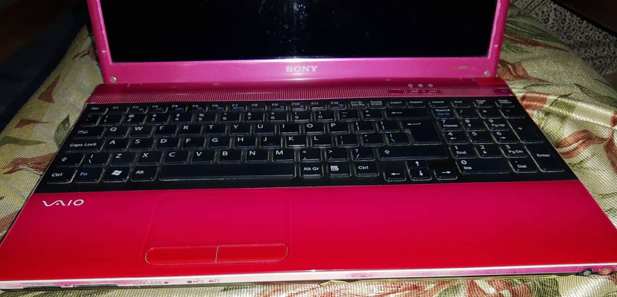 LAPTOP 9