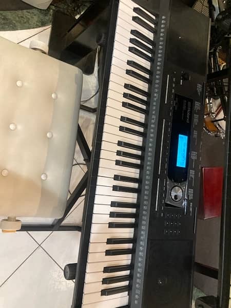 Roland E-x20  Keyboard  Piano 0