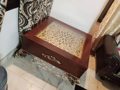 table  with excellent condition