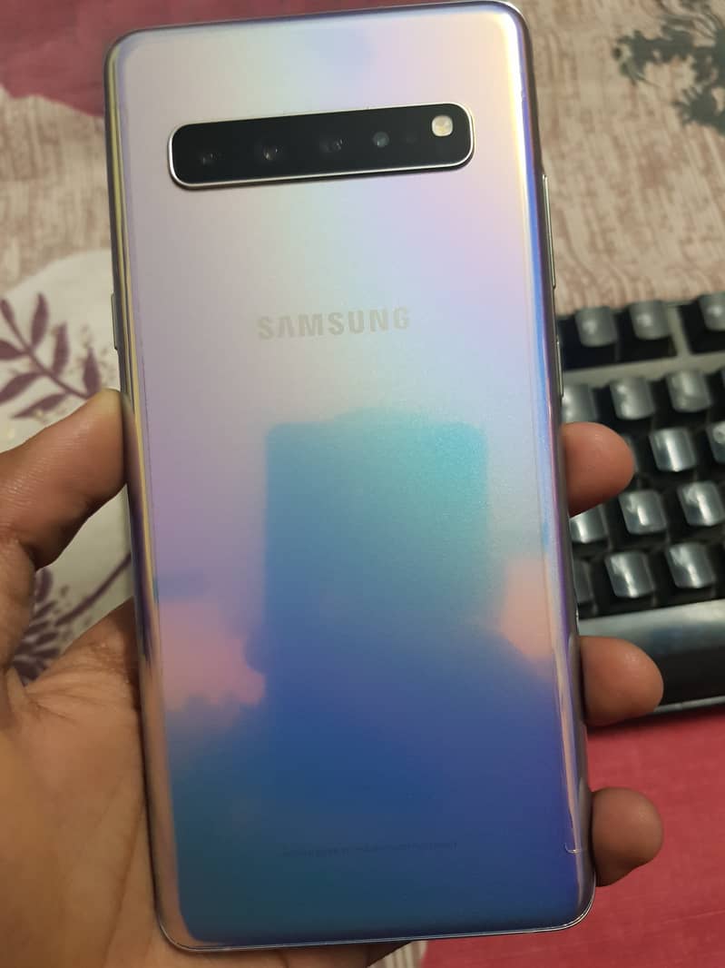 Samsung S10 5g | Top Notch Model | Waterpack 1