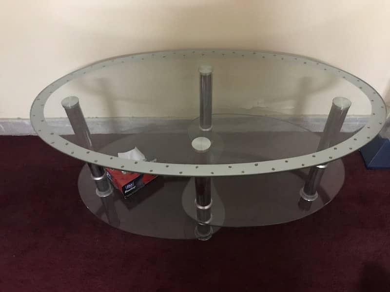sofa table availble in fit condition 3
