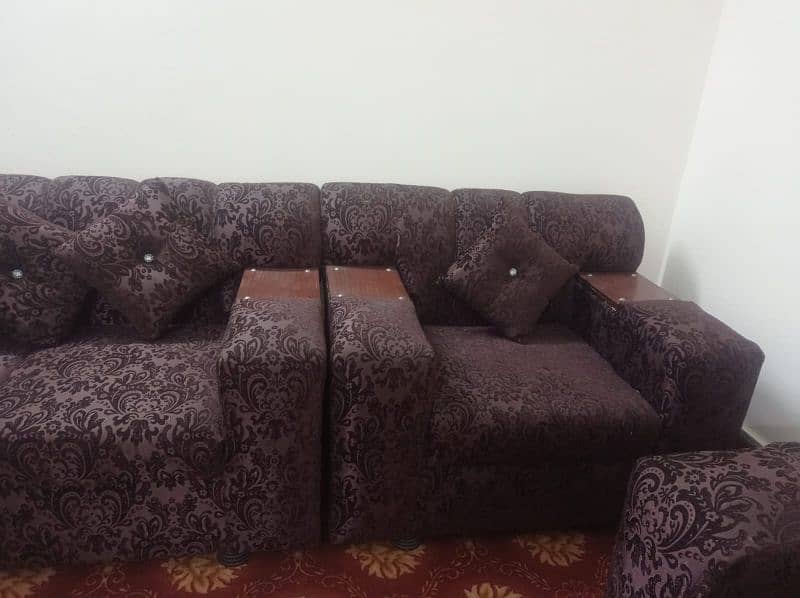 Wooden Sofa Set in pure molty foam 3+2+1 2