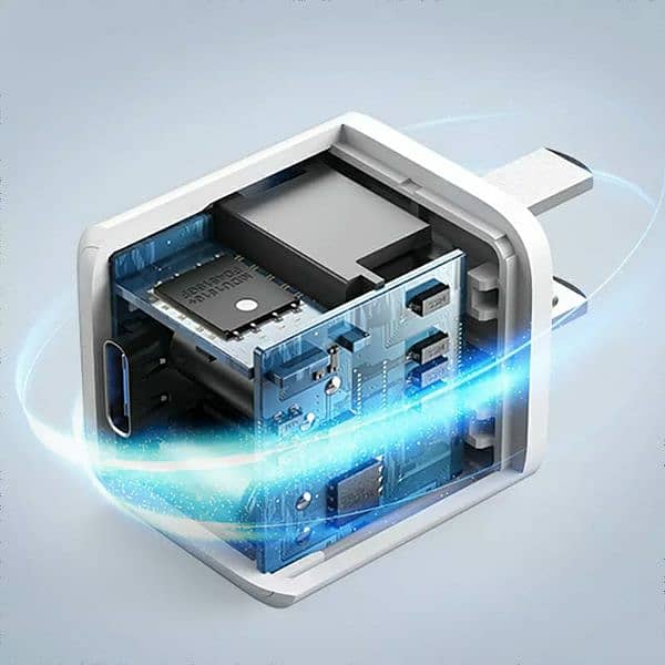 Anker power port III nano 20w charger 4
