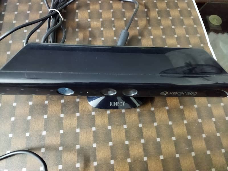 Xbox 360 Kinect Sensor 2