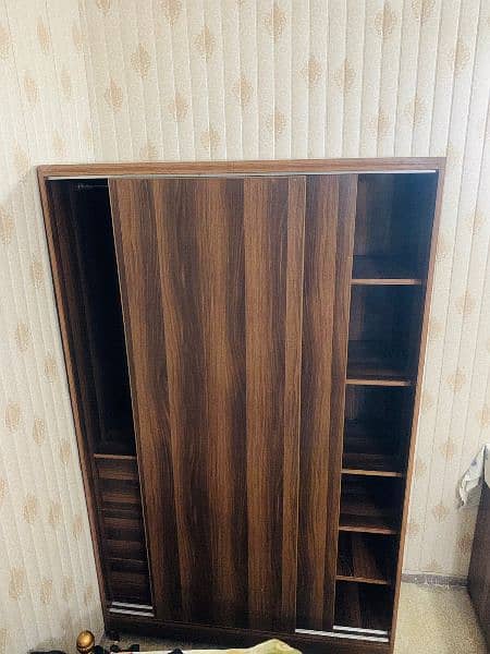Seperate Wardrobe { Made in Lemination Winboard } With Sliding Doors 0