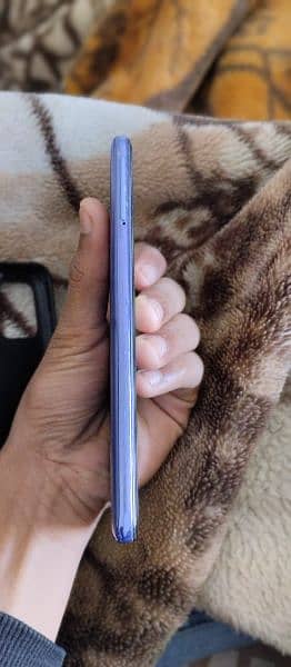 samsung A31 4gb ram 128gb storage mobile+ charger only 1