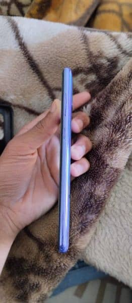 samsung A31 4gb ram 128gb storage mobile+ charger only 4