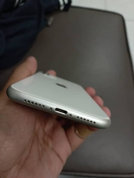iPhone 11 128gb Physical Dual 1