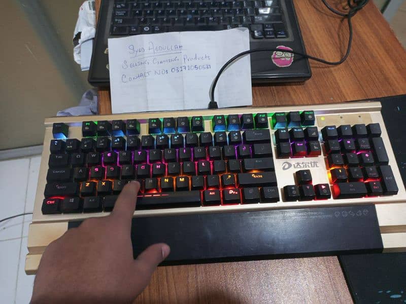 Mechanical VX300 Gaming keyboard RGB 4