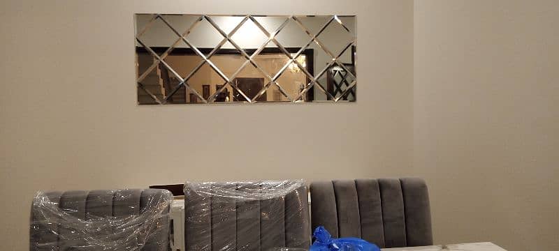 dining hall mirror 1