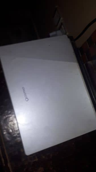 TOSHIBA F30 LAPTOP BOHAT HE MAZBOOT LAPTOP OLD IS GOLD 9
