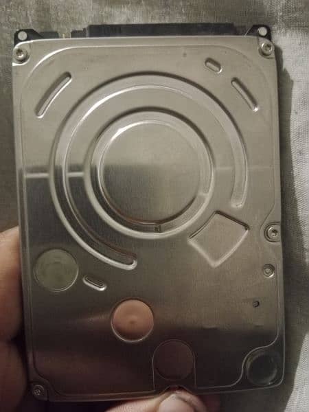 250gb hdd 7200rpm seagate+ 500 gb hard + 2 gb ram 1