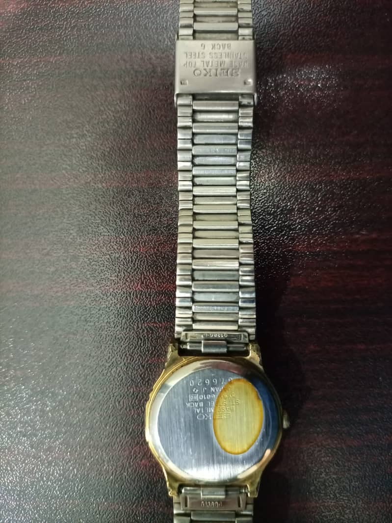 Seiko Quartz Original Gold Plated Watch for Urgent Sale 2