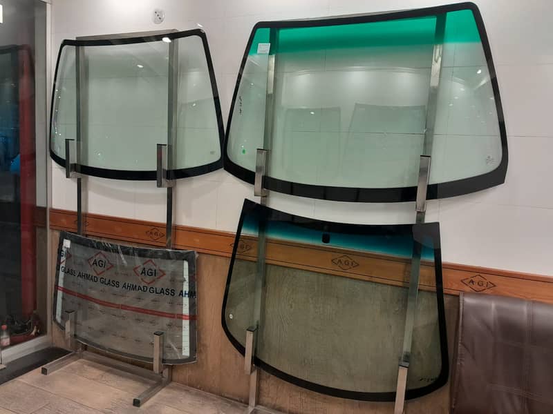 wind screen /Car screen/Auto glass/All windscreen back screen/wholesal 7