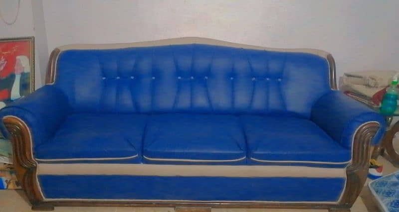 5 setter Sofa set available 0