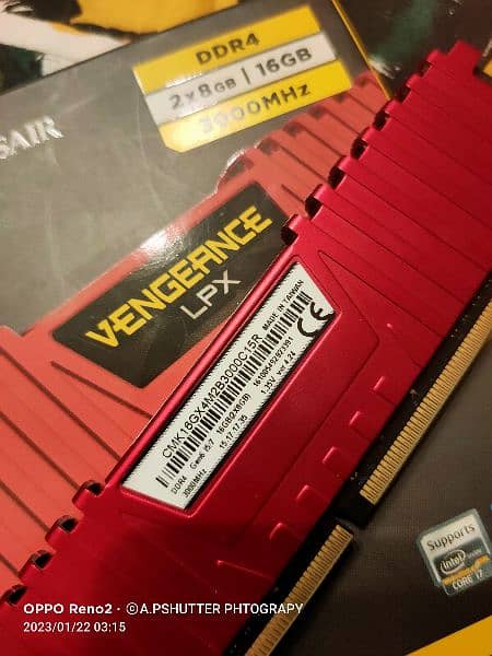 DDR 4 RAMS  8gb X 2 1