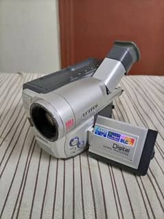 Samsung VP-l900 8mm Camcorder for sale. 0