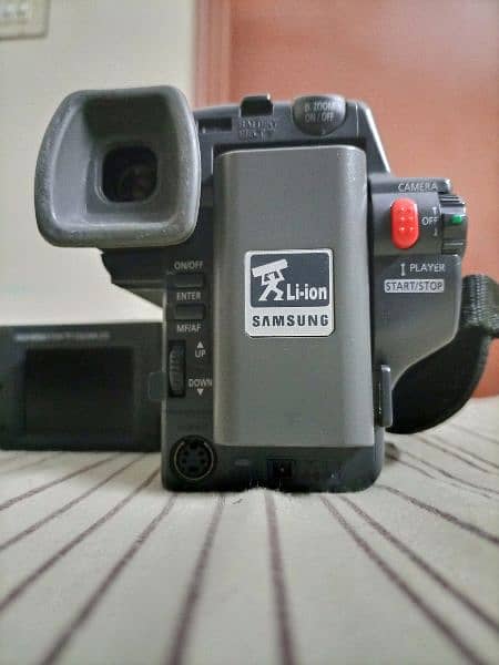 Samsung VP-l900 8mm Camcorder for sale. 4