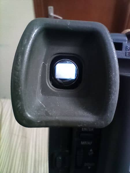Samsung VP-l900 8mm Camcorder for sale. 14