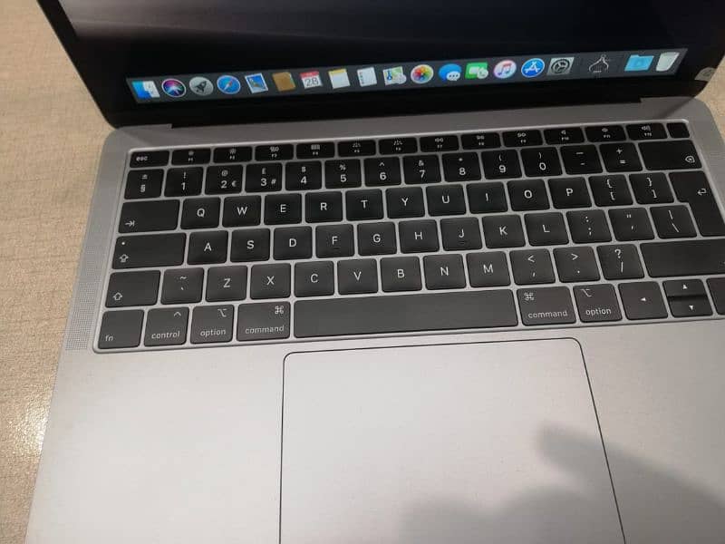 apple macbook pro retina display 2015 core i7 2