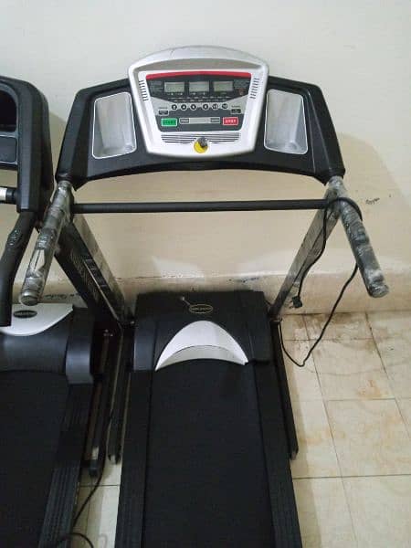 treadmils. (0309 5885468). electric running and jogging machines 10