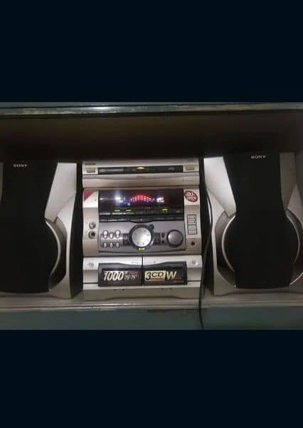 Sony dvd player and dubble cassette player 0