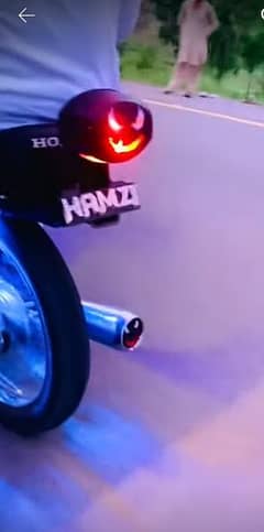 125