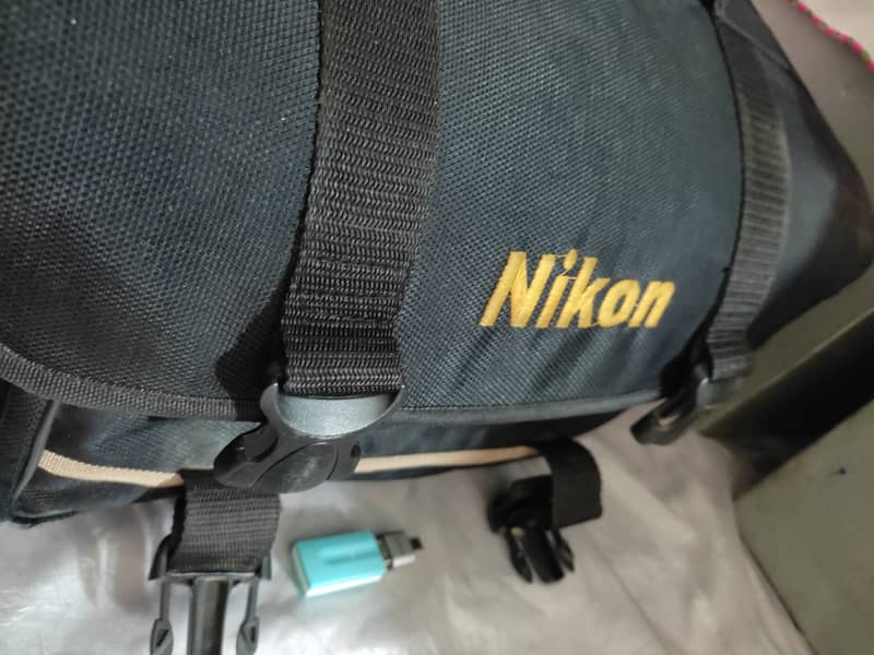 Camera Nikon D7000 with Two Lens Exchange Possible with same worth 6