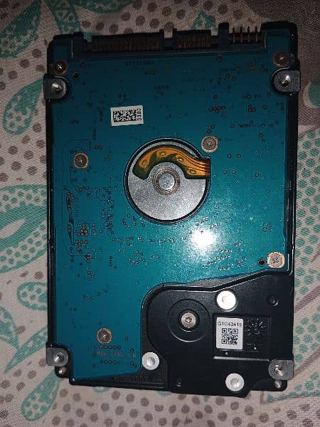 250gb hdd 7200rpm seagate+ 500 gb hard + 2 gb ram 7