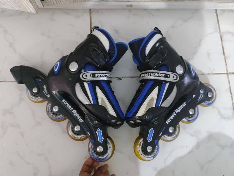 SKATING SHOES ALL SIZE AVAILABLE WHAT APP ORDER 03**111**22**8006 14