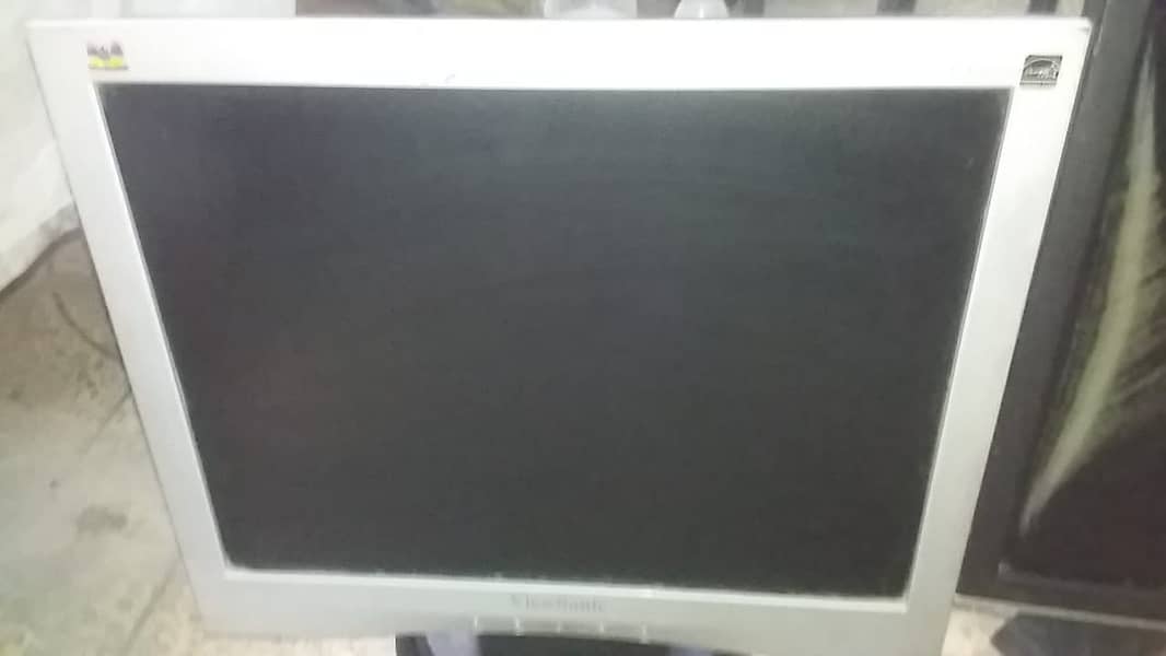 Dell 17 Inch & ViewSonic 14 Inch (Screen is Rough) working condition 1